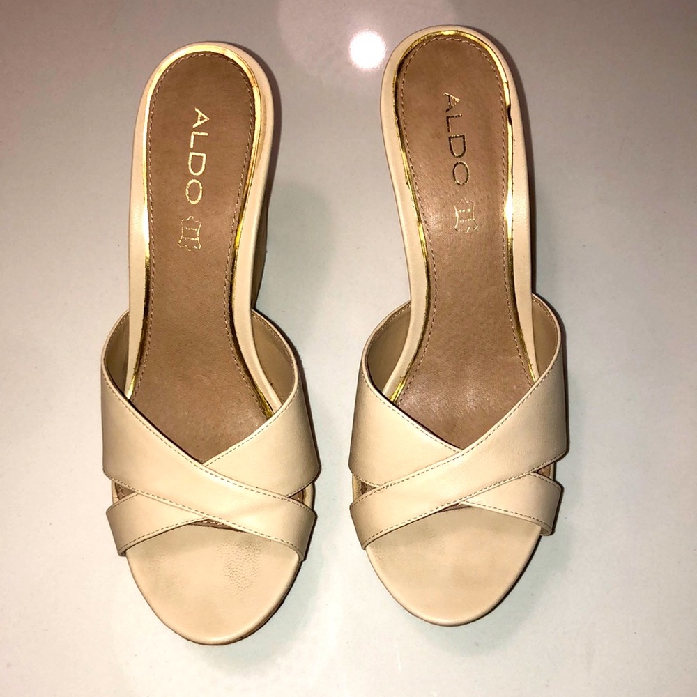 Aldo Nude Wedge Cork Heels Size 10